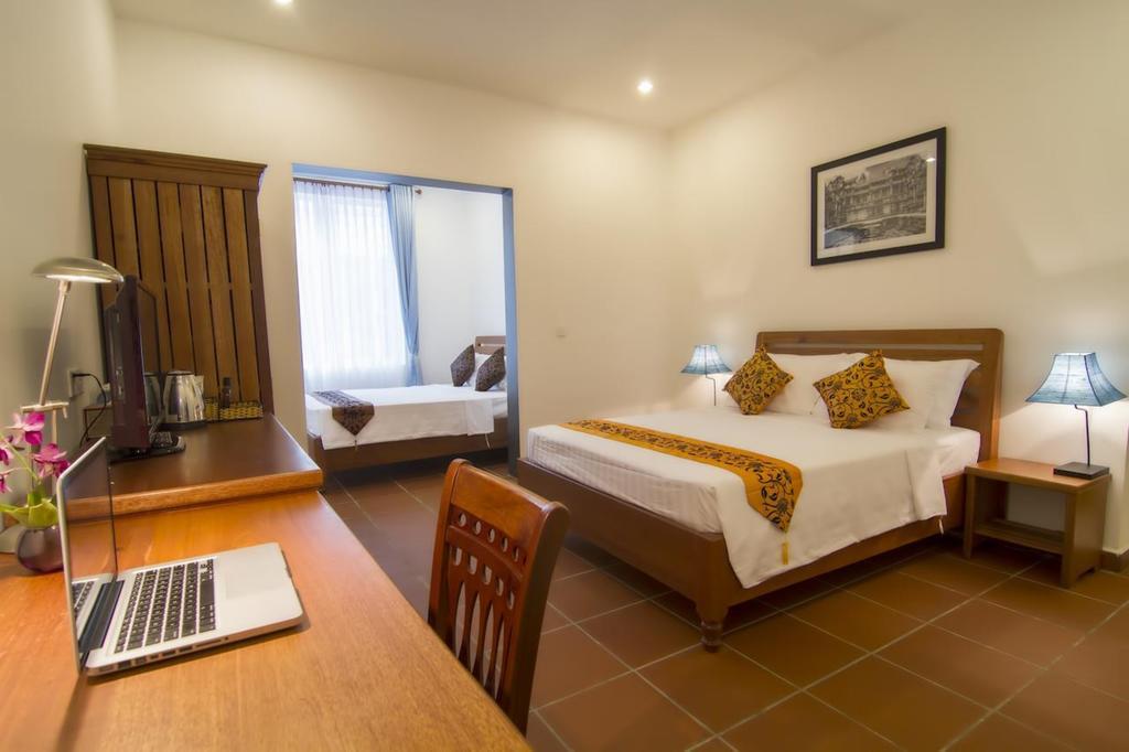 The Blue Corner Boutique Hotel Phnom Penh Exterior photo