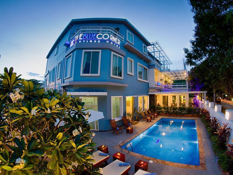 The Blue Corner Boutique Hotel Phnom Penh Exterior photo